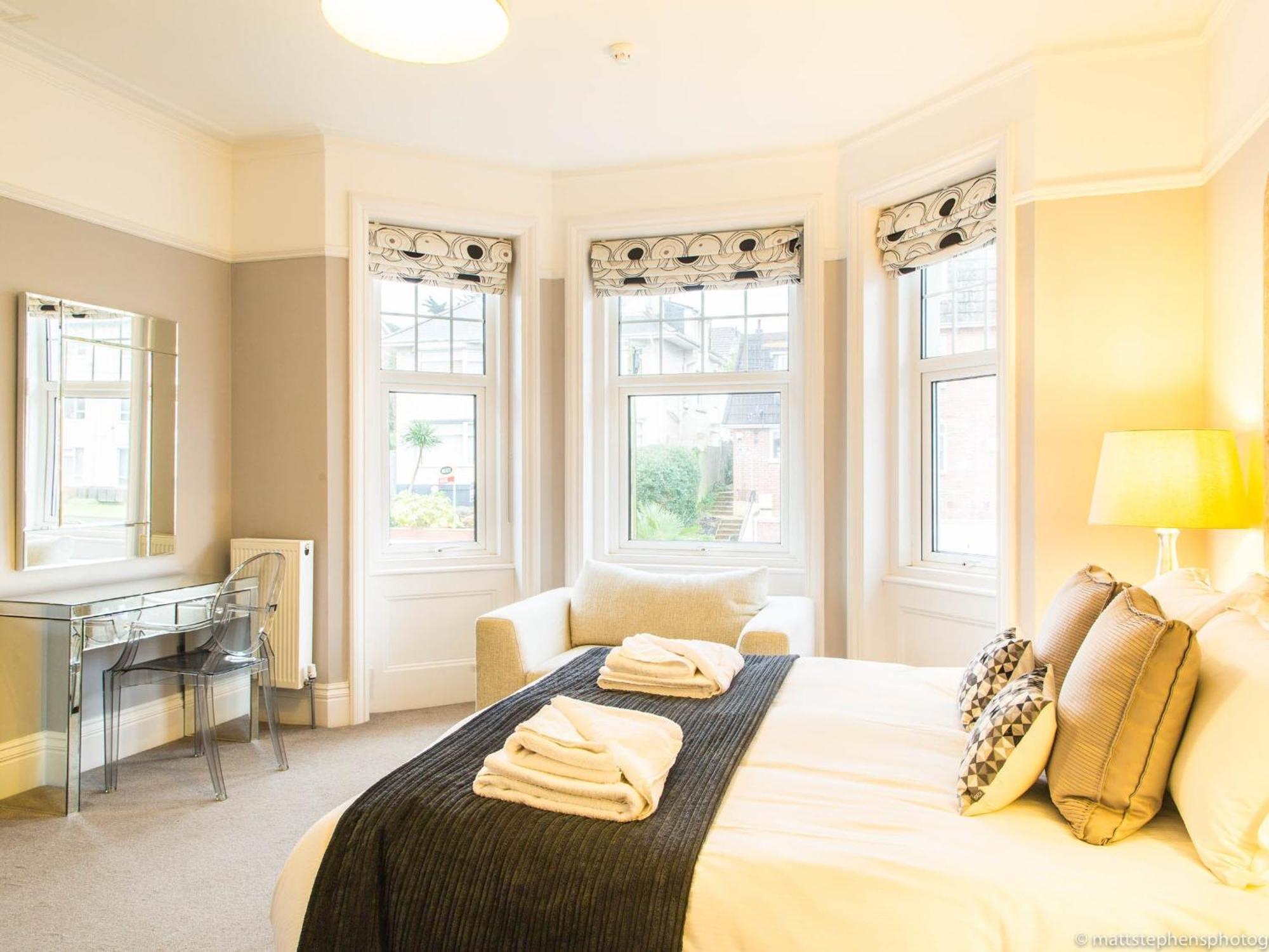 Alum Chine Beach House Борнмут Номер фото