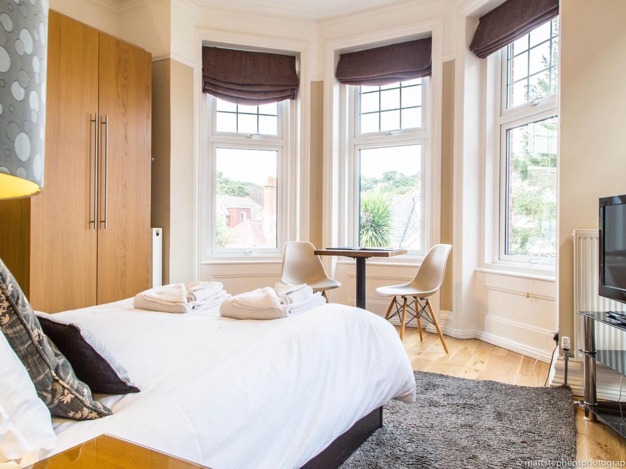 Alum Chine Beach House Борнмут Номер фото